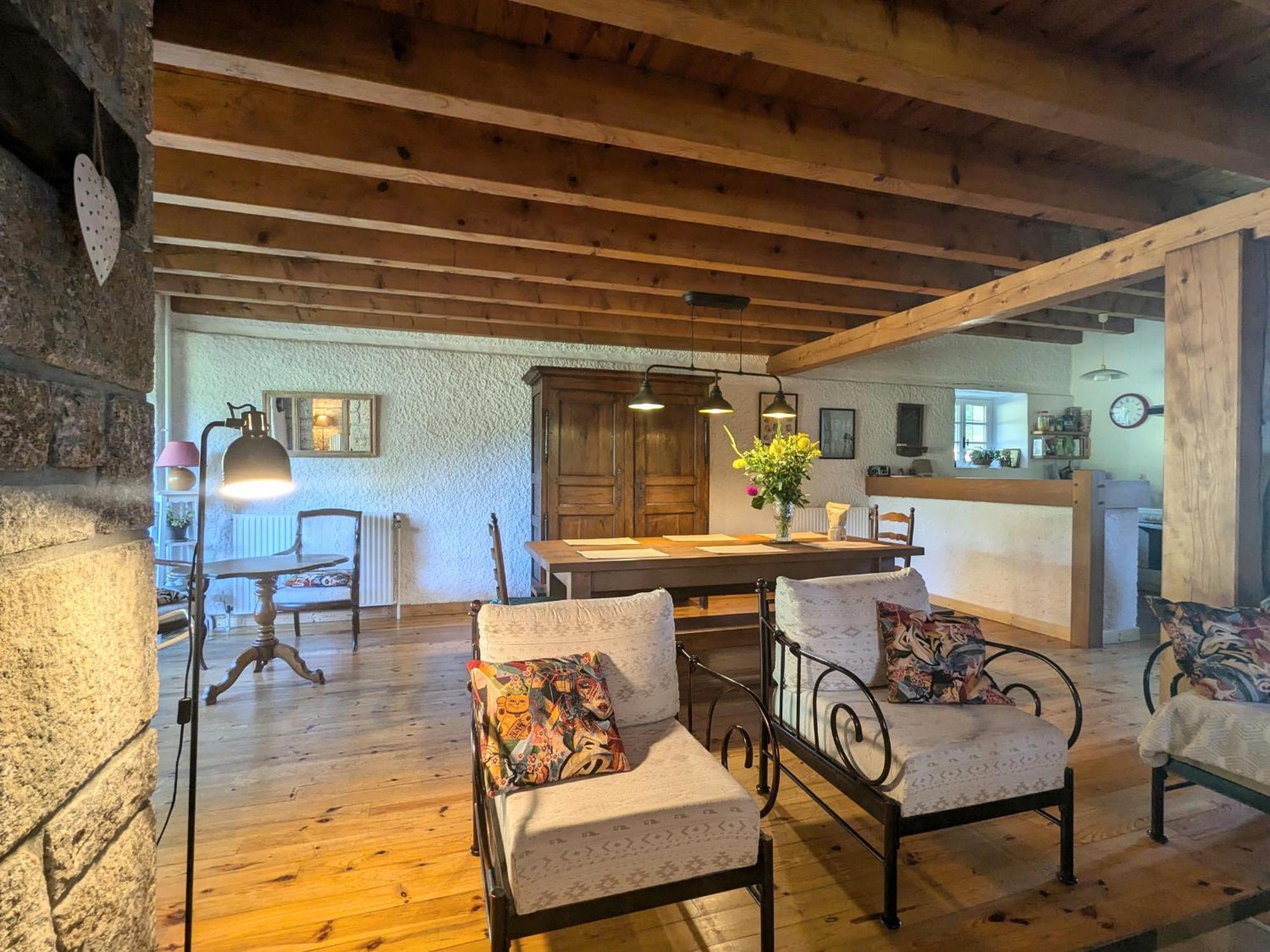 Gite Nature Au Chambon-Sur-Lignon: Terrasse, Wifi, Proche Activites Et Commerces - Fr-1-582-137 Le Chambon-sur-Lignon Exterior photo